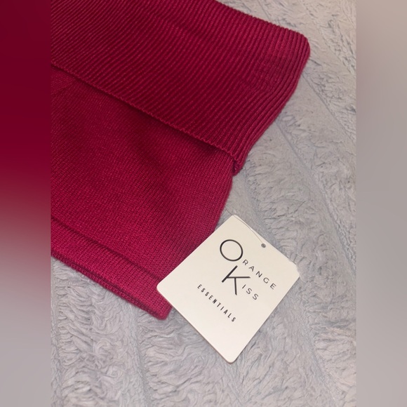 Red Shorts - Picture 7 of 8